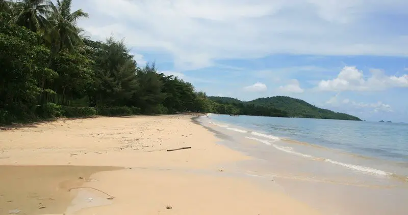 Klong-Muang-Beach-near-Coco-Nor