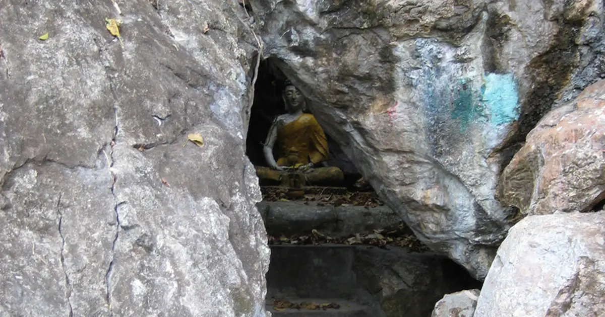Sai York cave