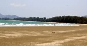 Baan Rabiang Talay Beach