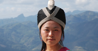 Bergvolk der Karen - Hmong Frau