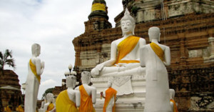 Wat Yai Chai Mongkol und die große Chedi