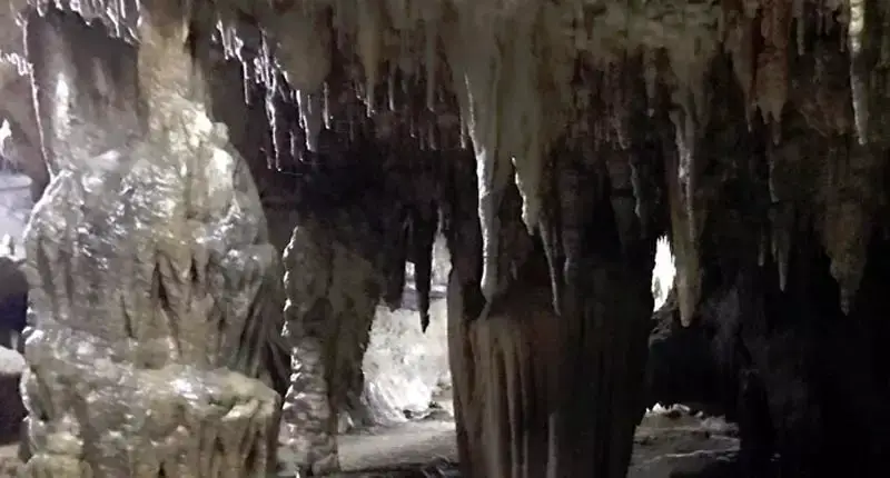 Khao Kob Höhle Trang