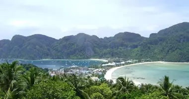 Koh Phi Phi Blick auf Tonsai-Bay